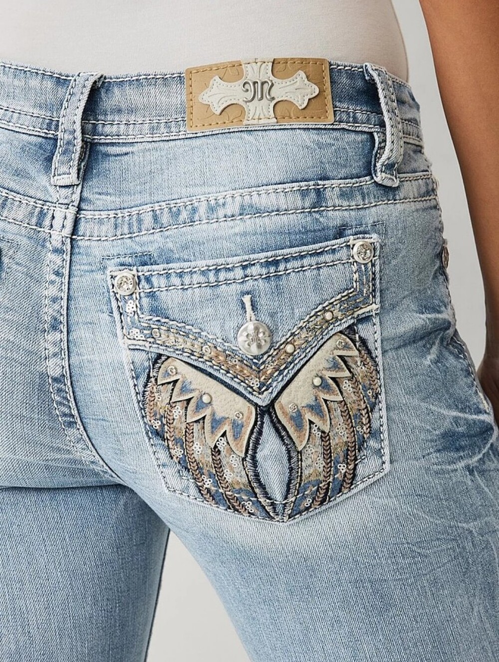 Miss Me Mid Rise Boot Jeans Size 26 Nwt